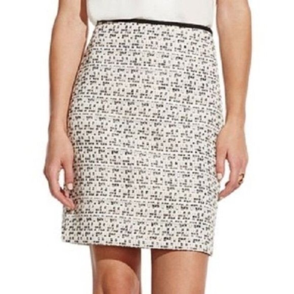 VINCE CAMUTO Women’s Black & White Tweed Skirt Size 4